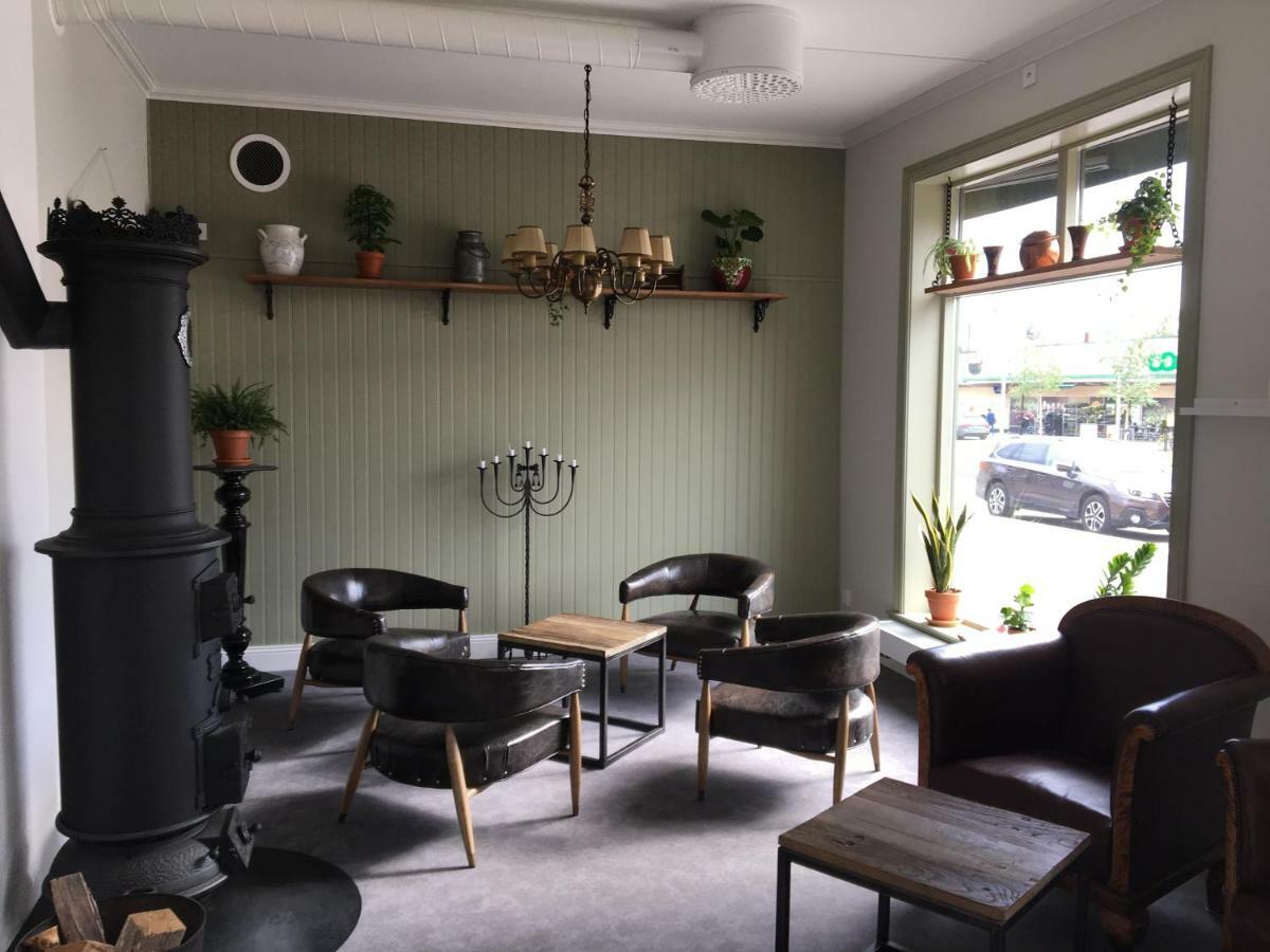 Orsa Station Bed And Breakfast ภายนอก รูปภาพ
